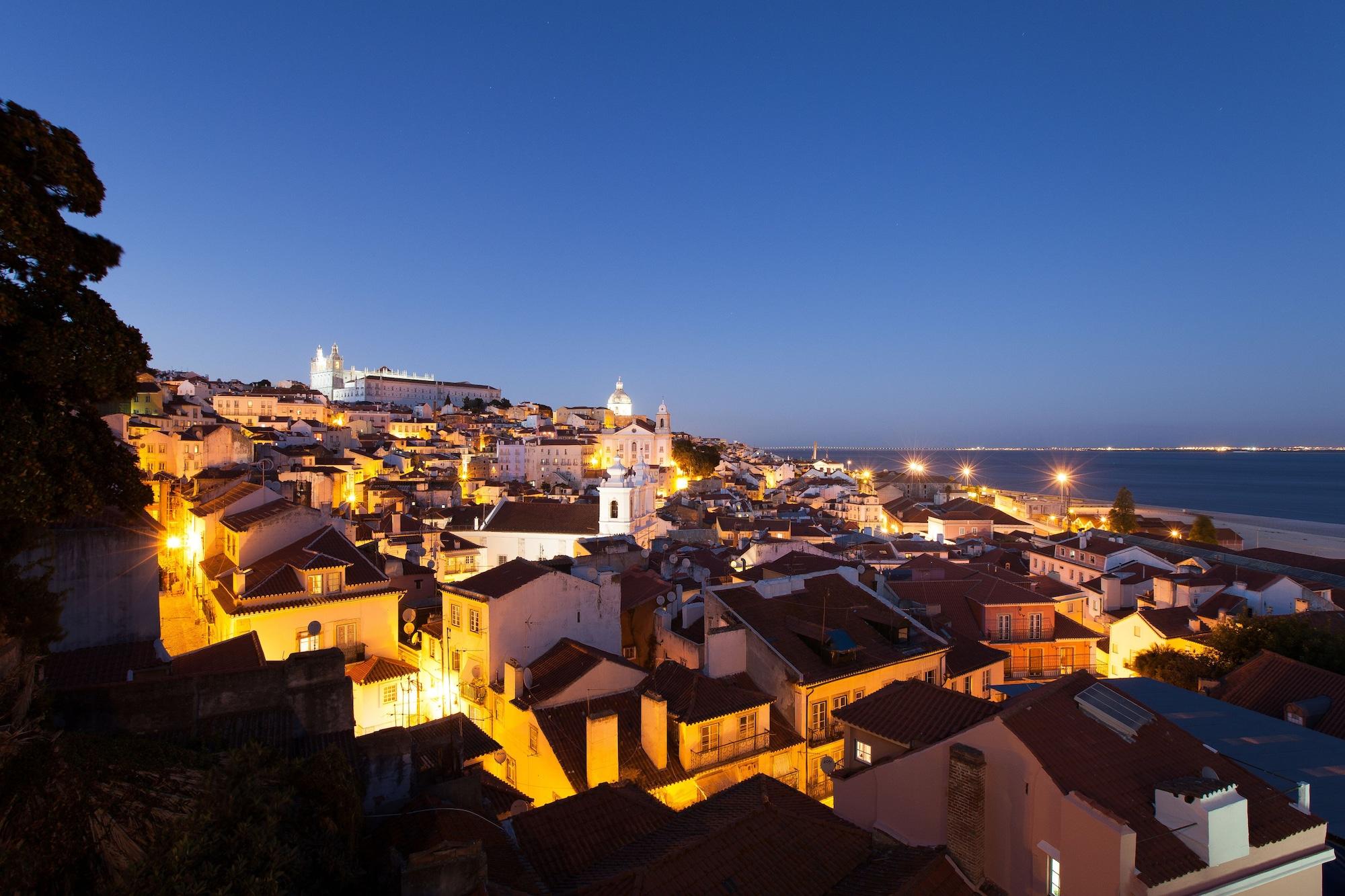 Memmo Alfama - Design Hotels (Adults Only) Lisbon Exterior photo